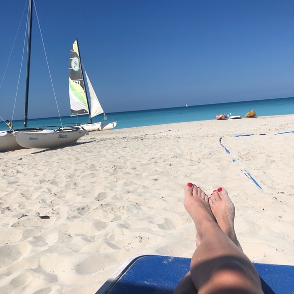 Meet your Posher, Donna - Picture 1 of 1